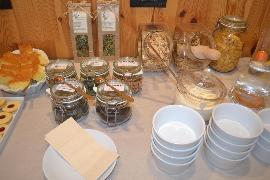 Casariga Bed & Breakfast Comano Terme Bilik gambar